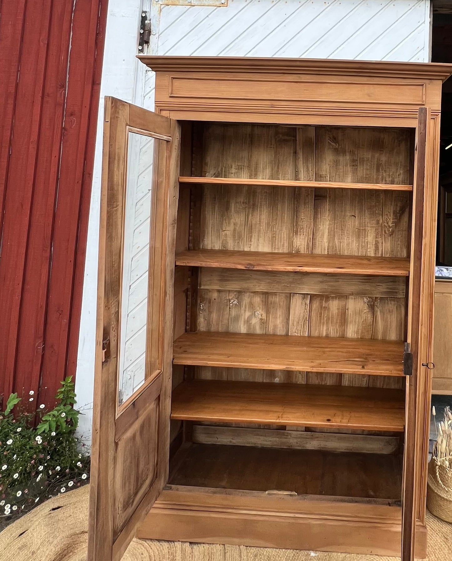 Armoire ancienne vaisselier bibliothèque en bois massif brut