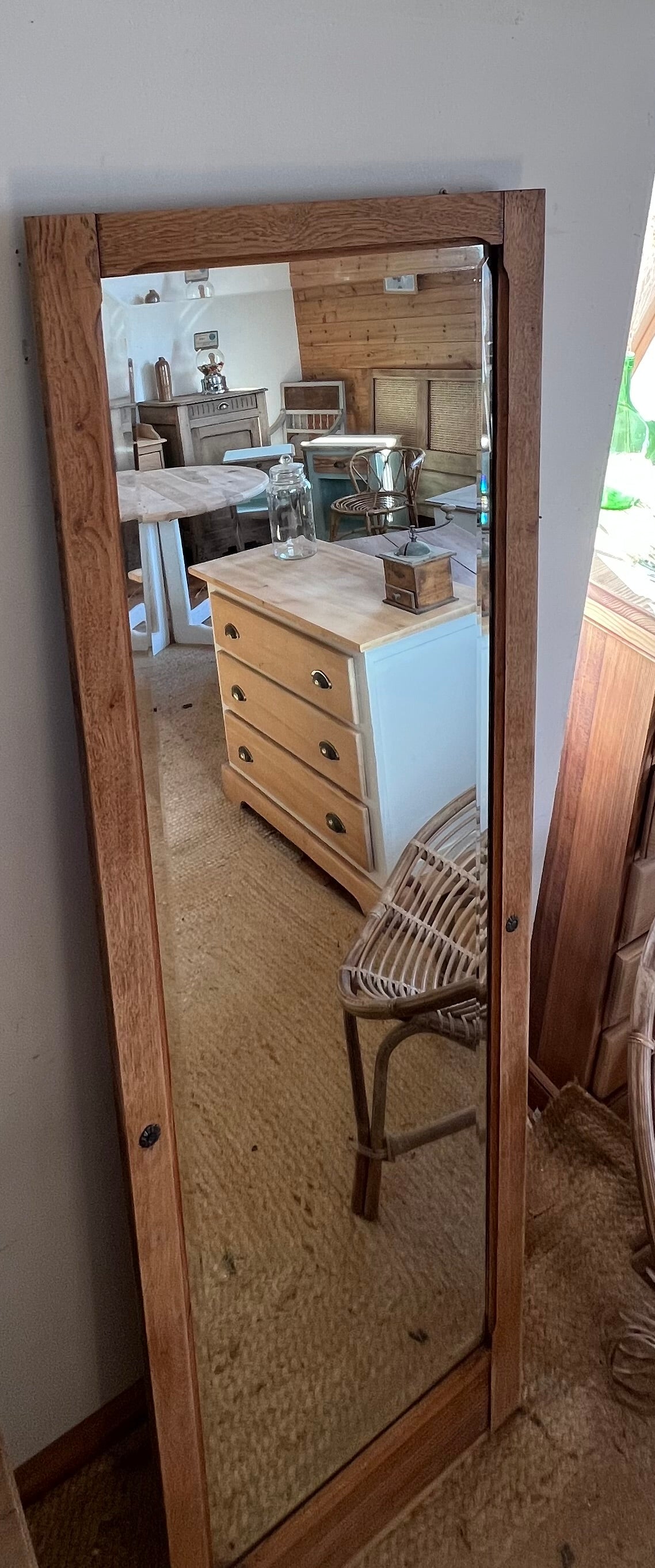 Grand miroir ancien en chêne massif brut