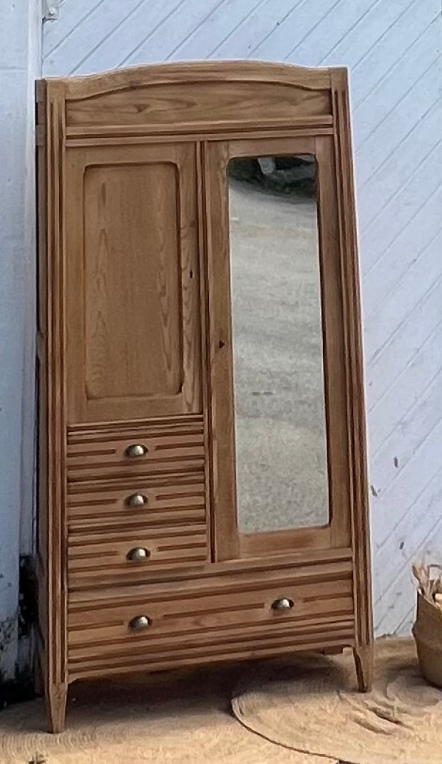 Armoire parisienne ancienne : penderie + étagères + tiroirs