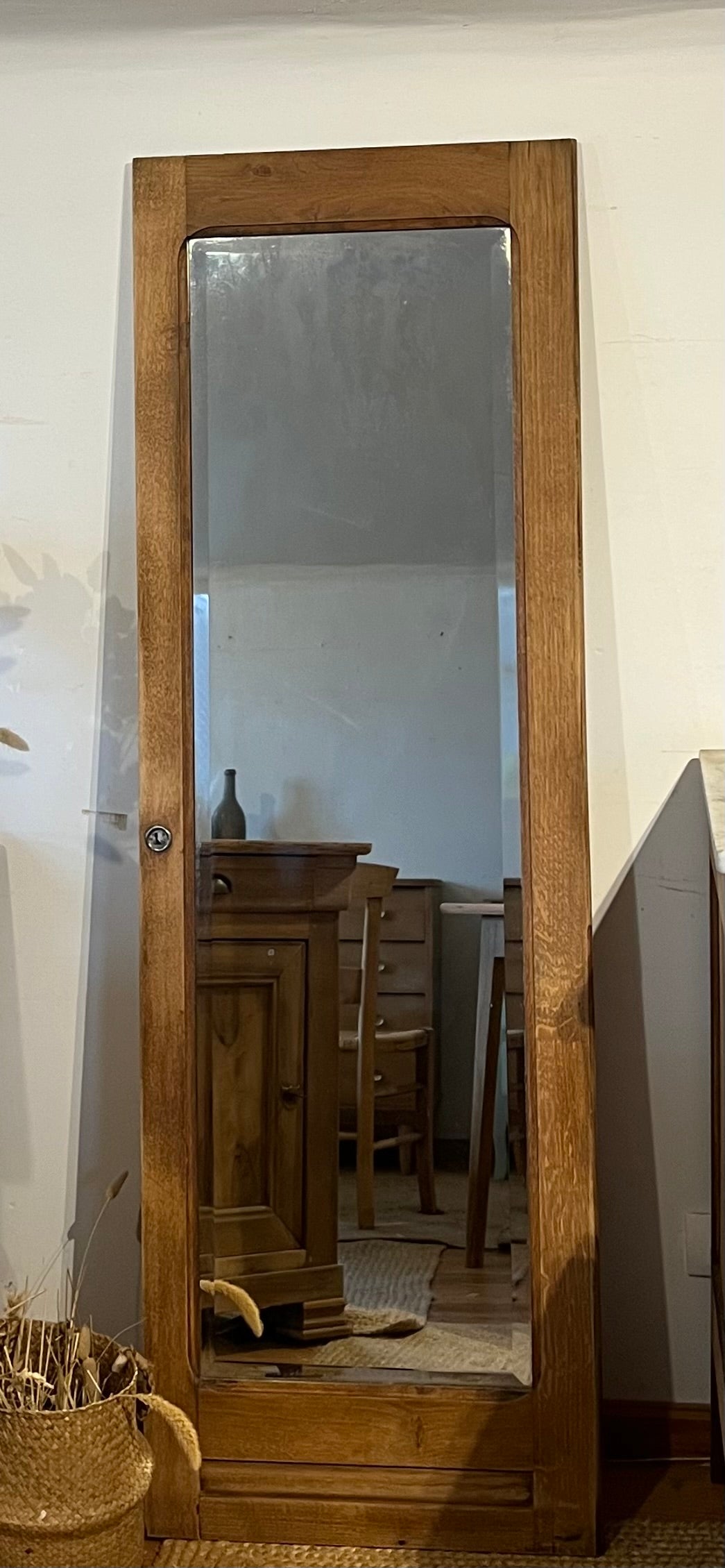 Grand miroir ancien en chêne massif brut