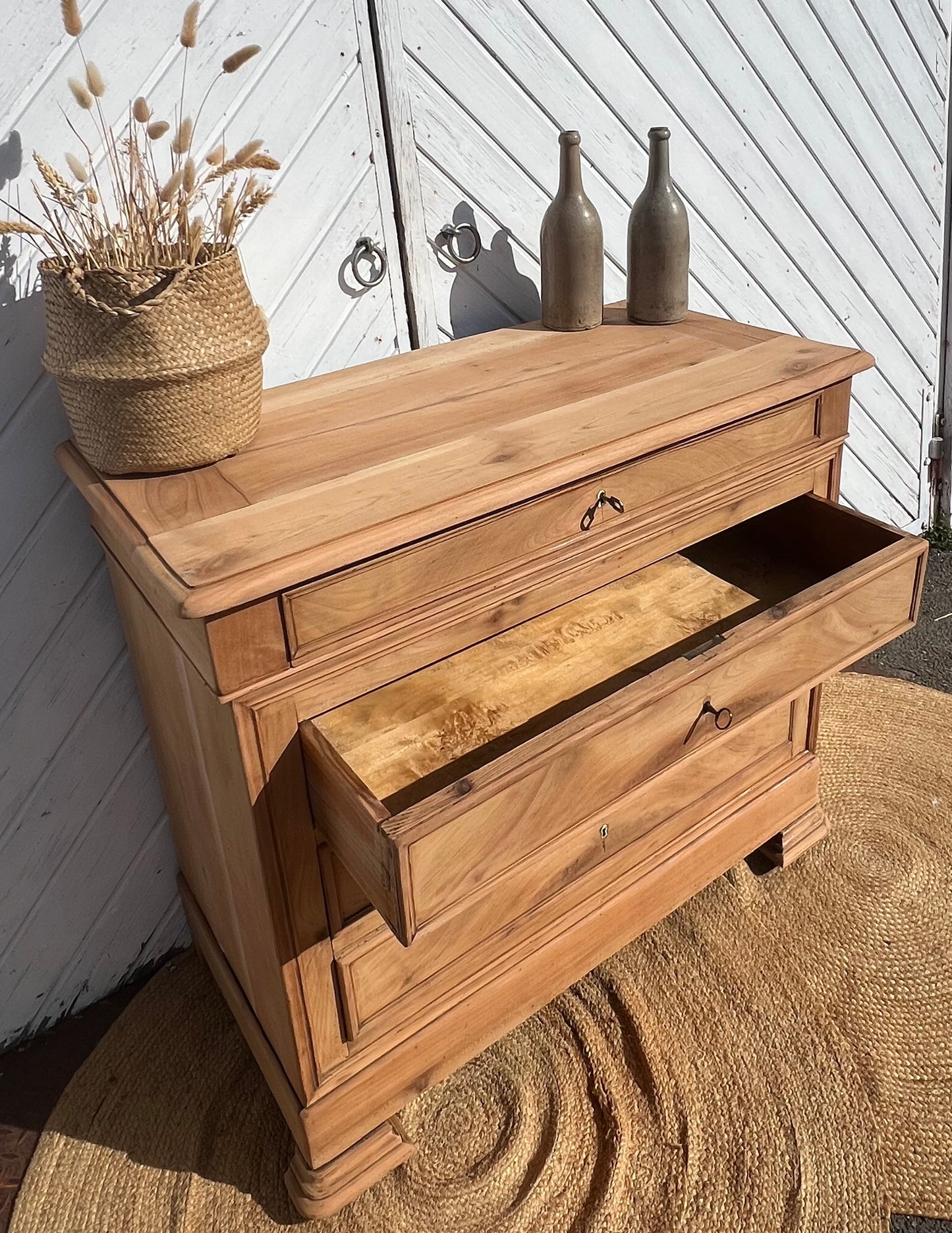 Commode ancienne en bois massif brut 4 tiroirs