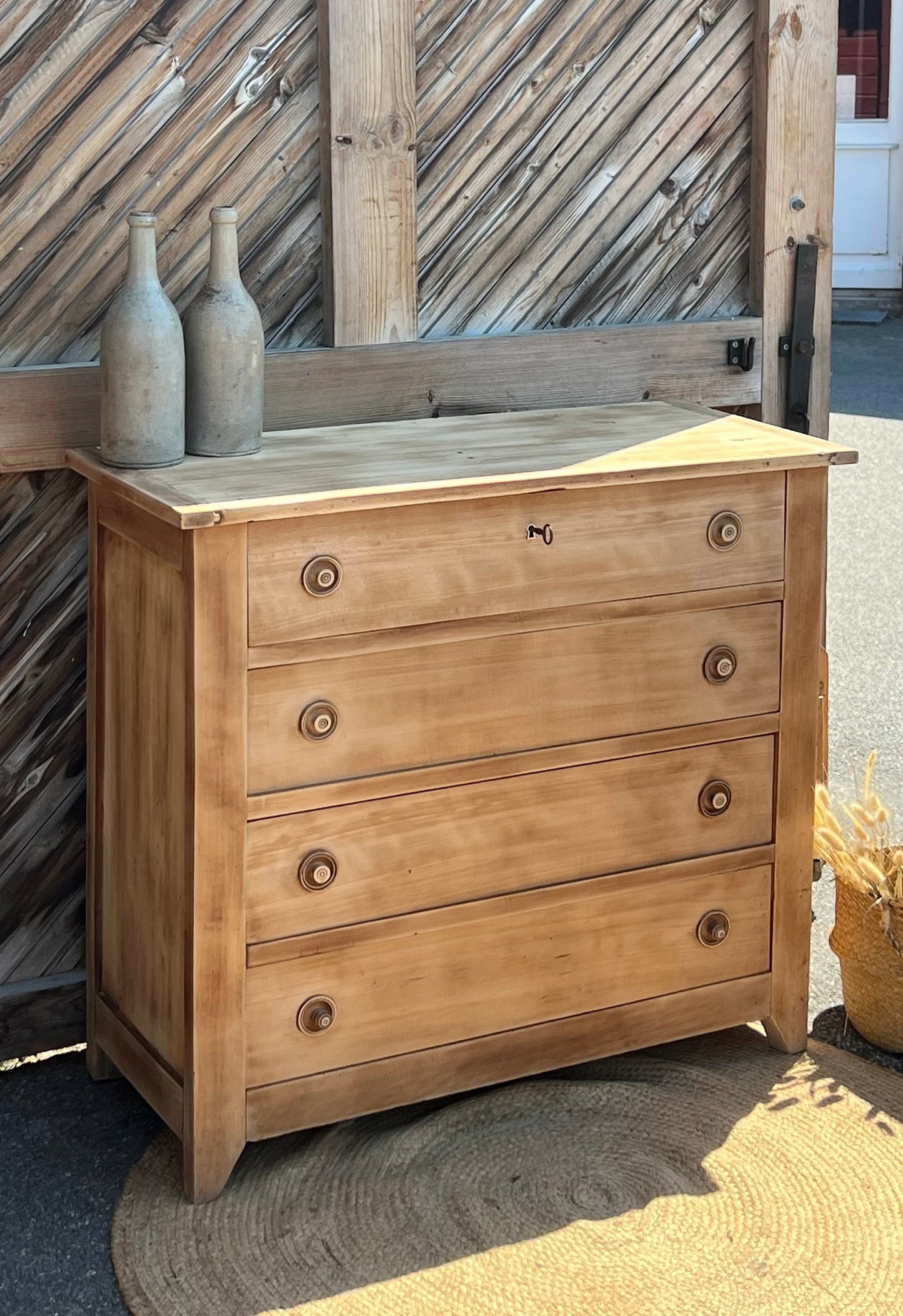 Commode ancienne vintage en bois massif brut 4 tiroirs