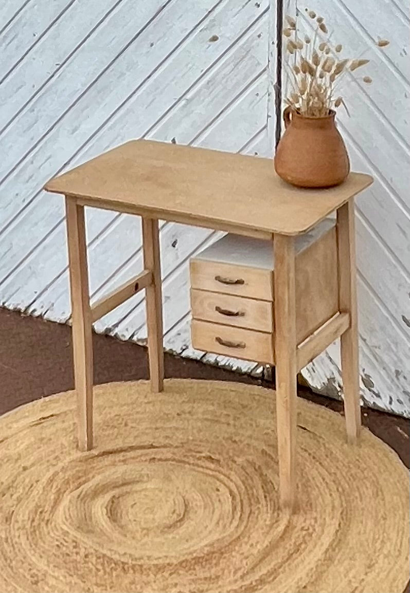 Bureau enfant vintage des années 60 en bois brut
