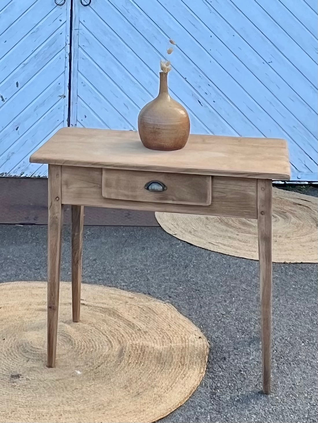 Petite table de ferme ancienne 1 tiroir en chêne massif brut