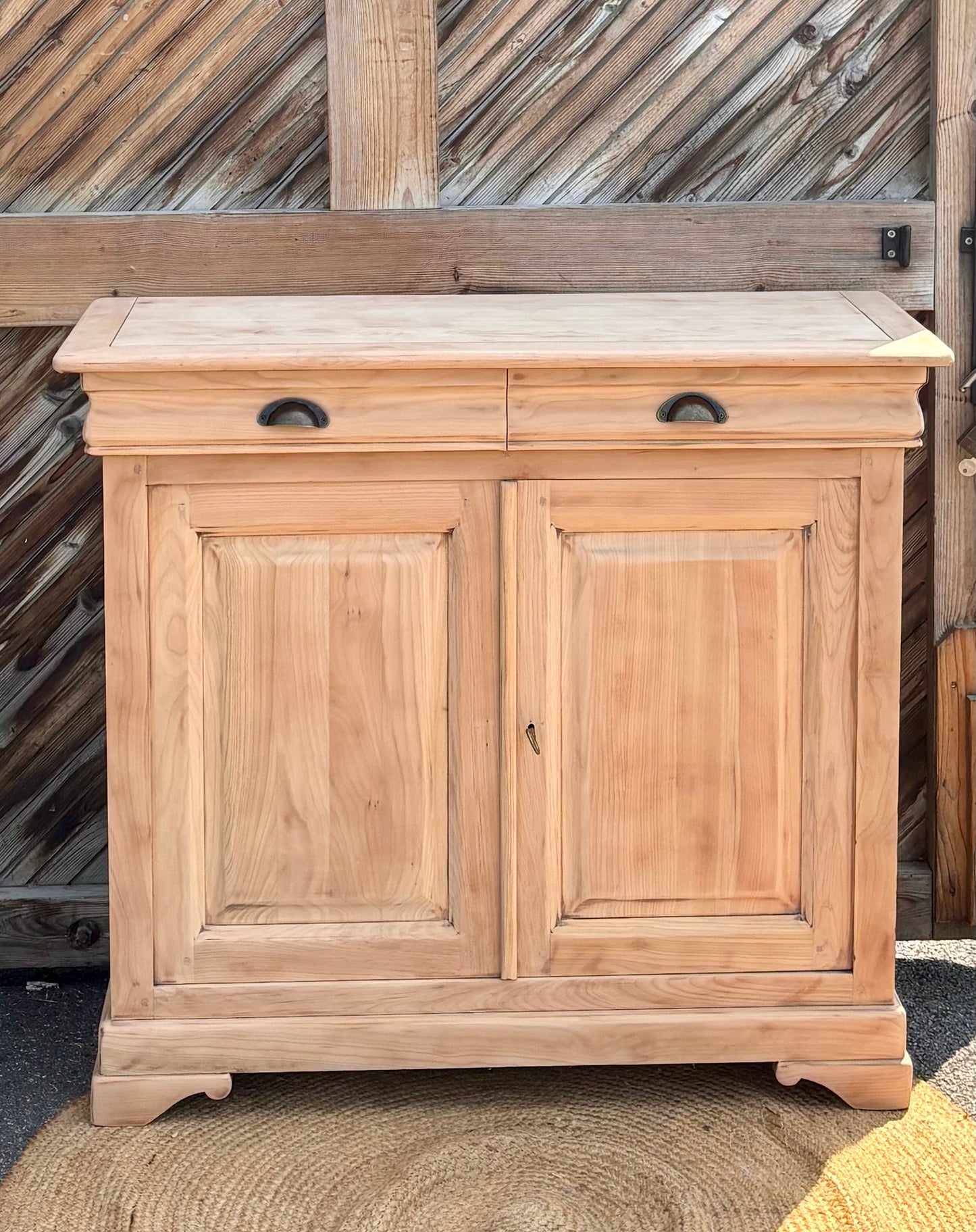 Buffet étroit rénové / console d’entrée 2 tiroirs en bois massif brut