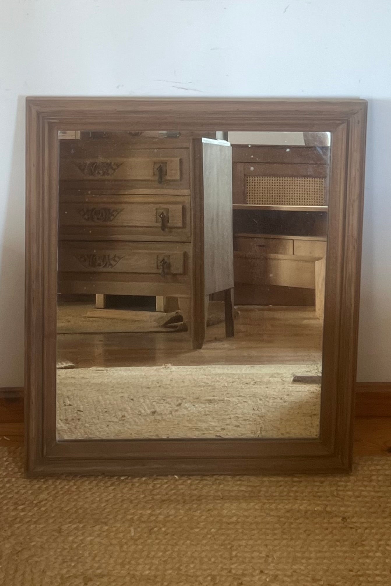 Miroir ancien en chĂȘne massif brut