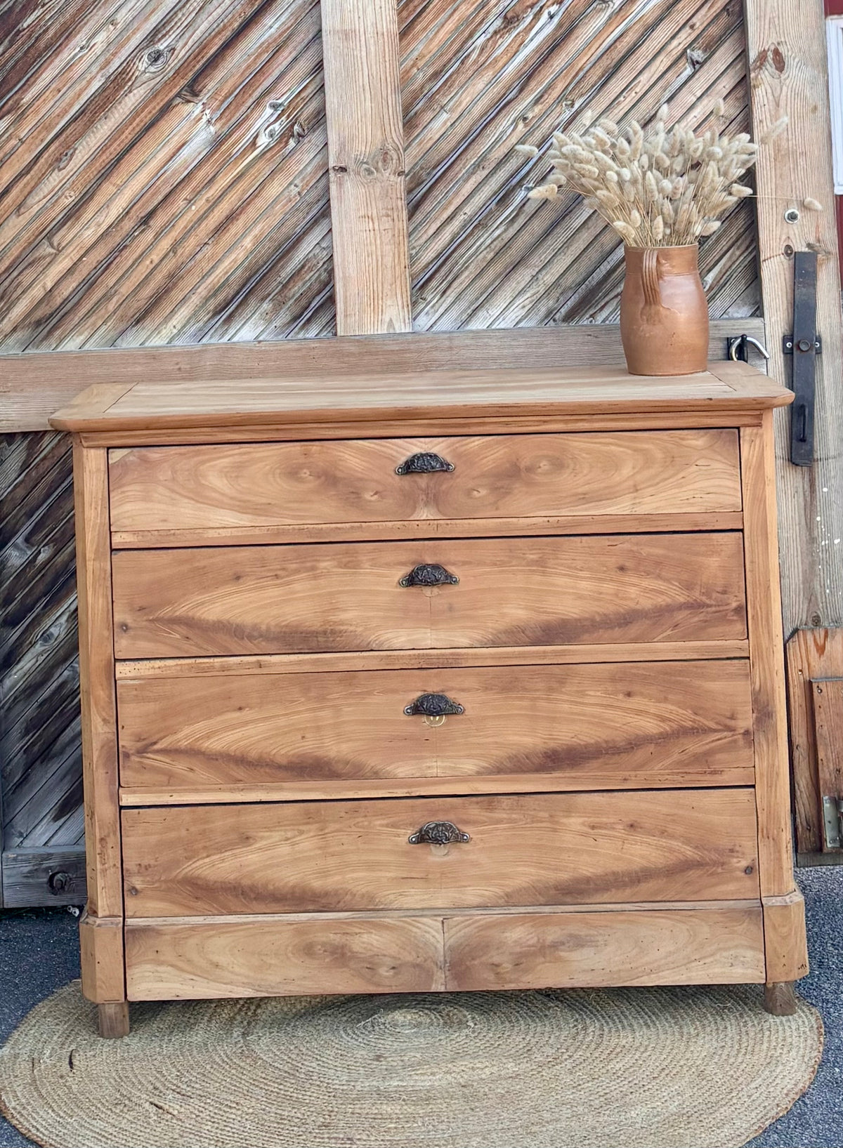 Grande commode ancienne en bois massif brut 4 tiroirs