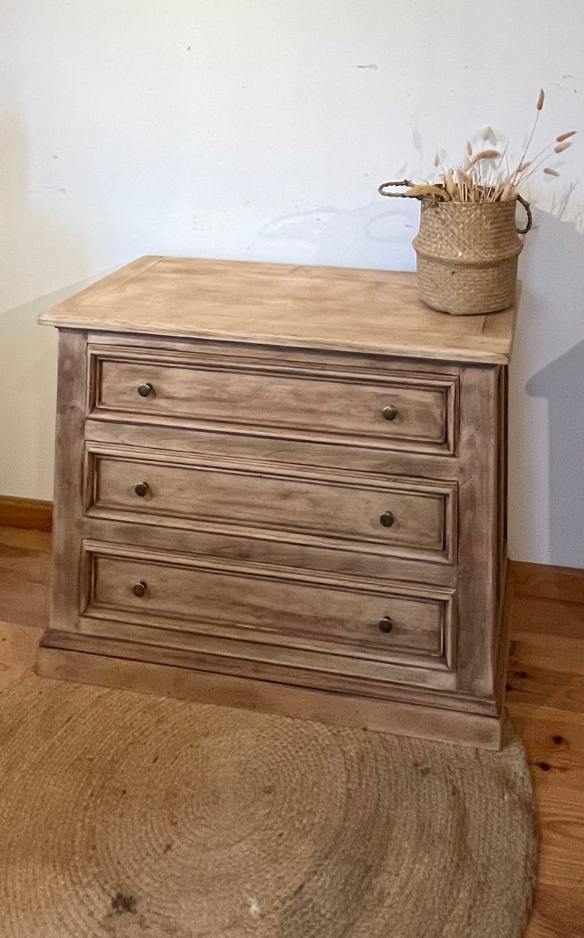Commode ancienne en chêne massif brut 3 tiroirs