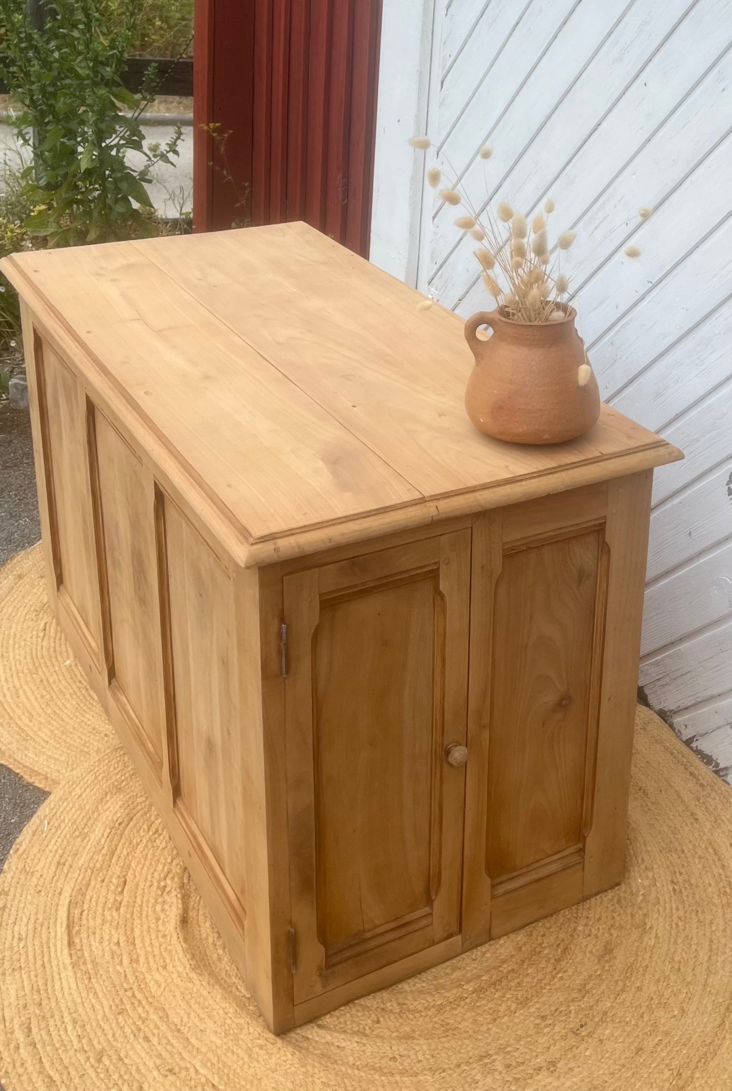 Bureau ancien en bois massif brut 4 portes