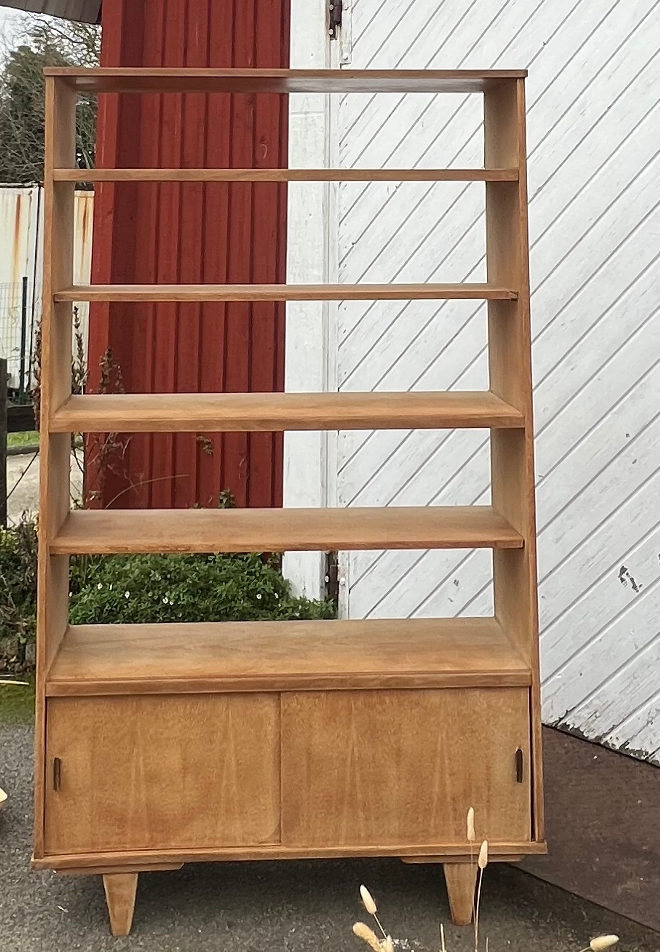 Bibliothèque vintage en chêne brut