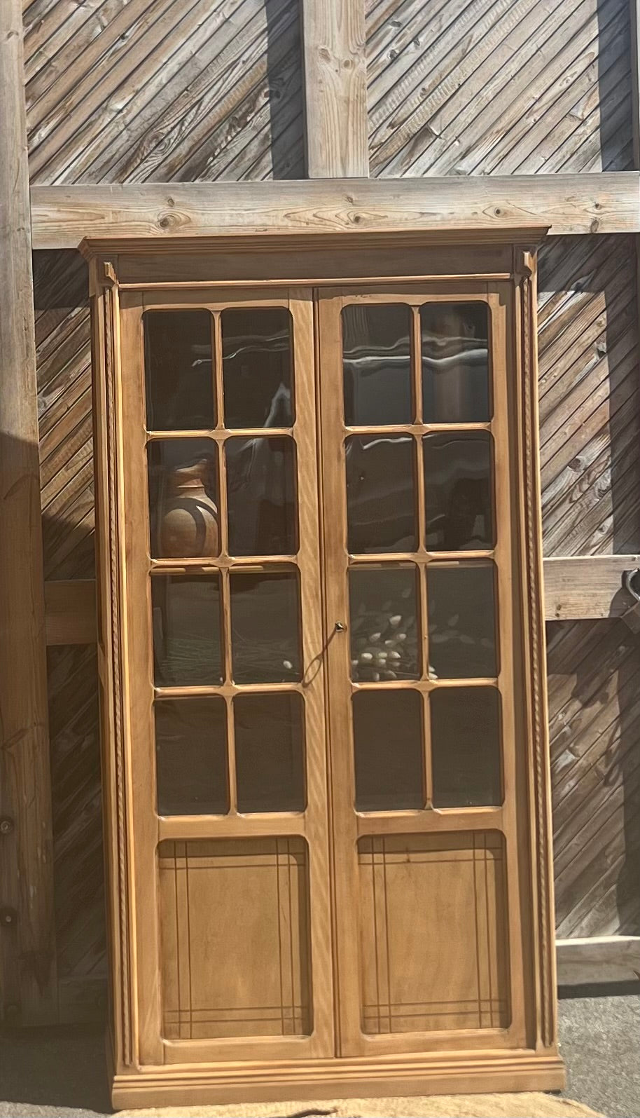 Armoire parisienne ancienne en bois brut : vaisselier , bibliothèque