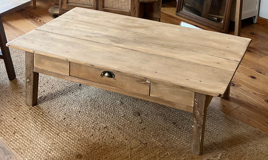 Grande table basse de ferme ancienne en bois massif brut 1 tiroir