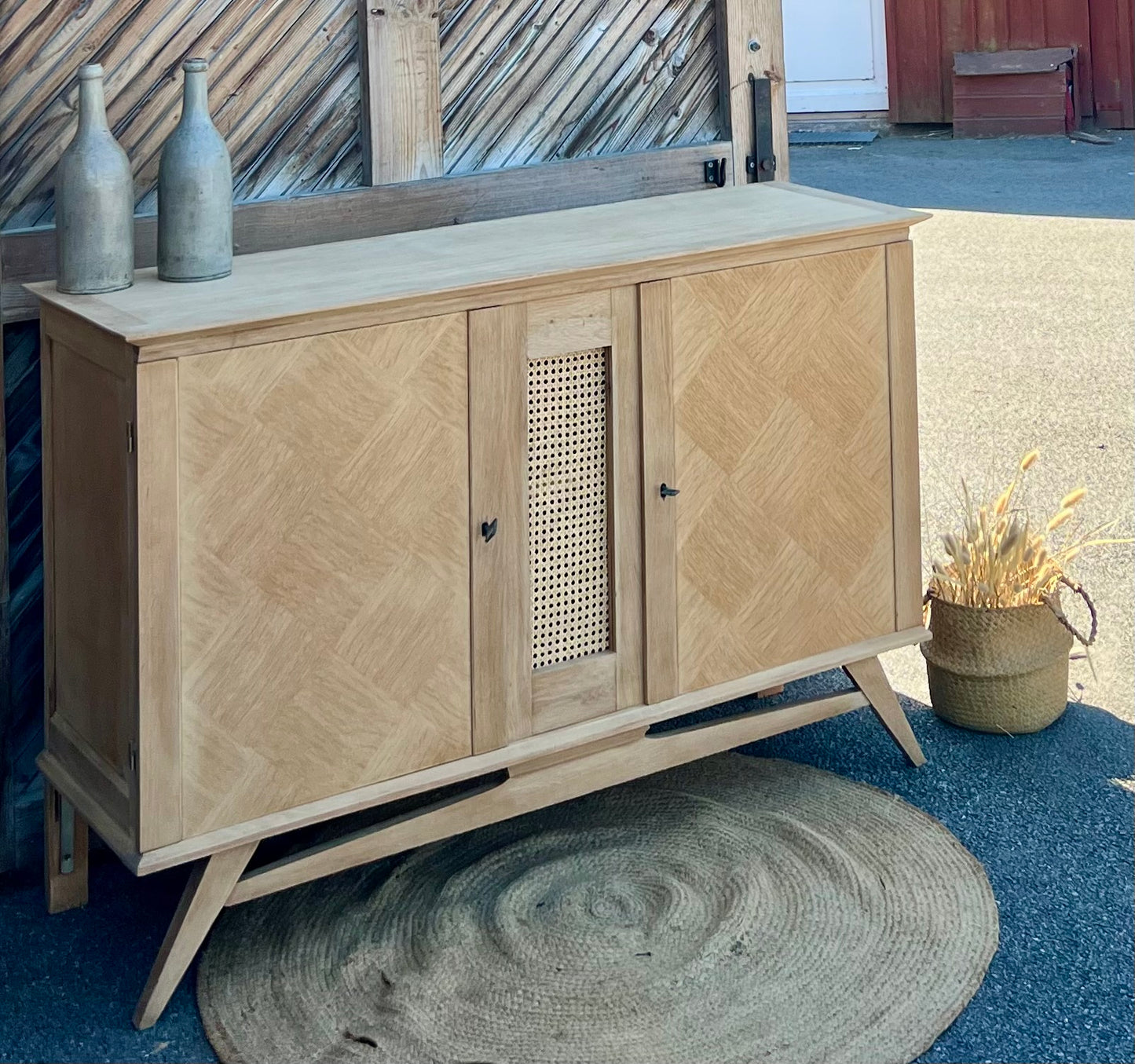 Buffet vintage années 60 / enfilade en chêne brut ancienne