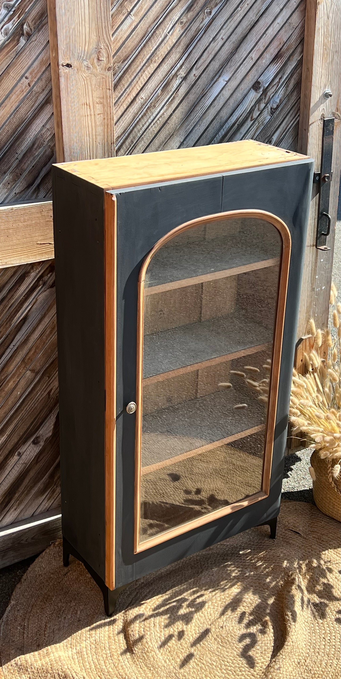 Bibus ancien en bois massif brut et noir mat