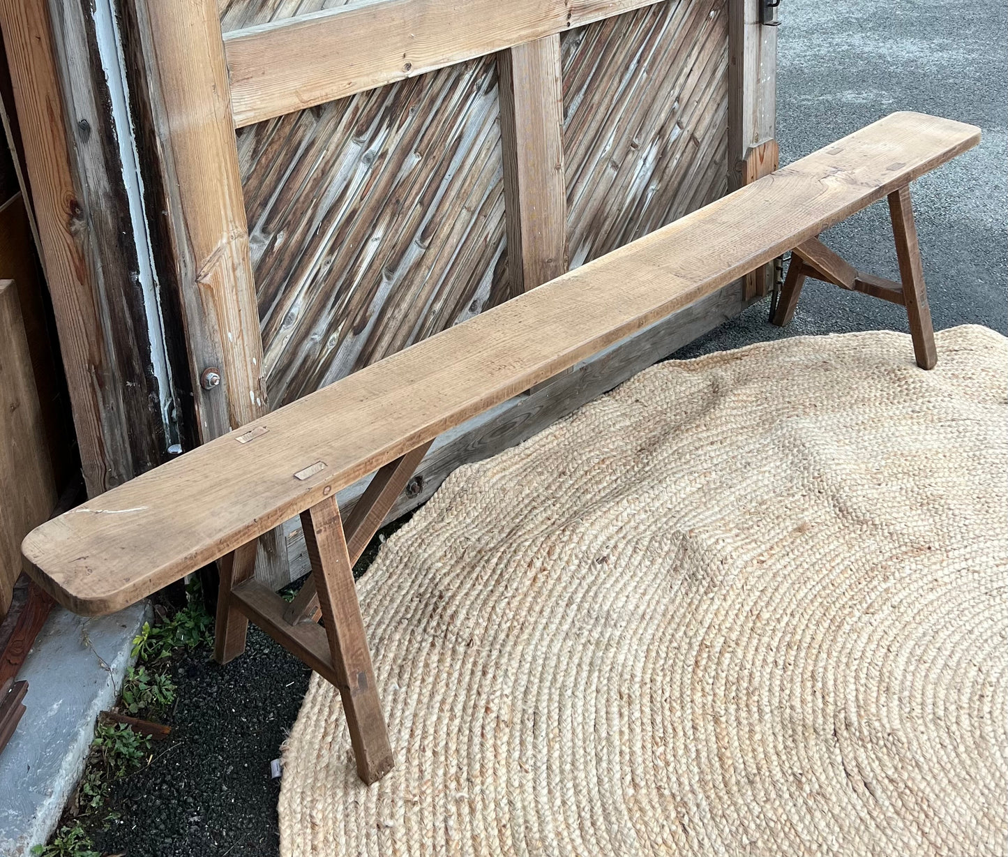 Banc de ferme ancien en chêne massif brut