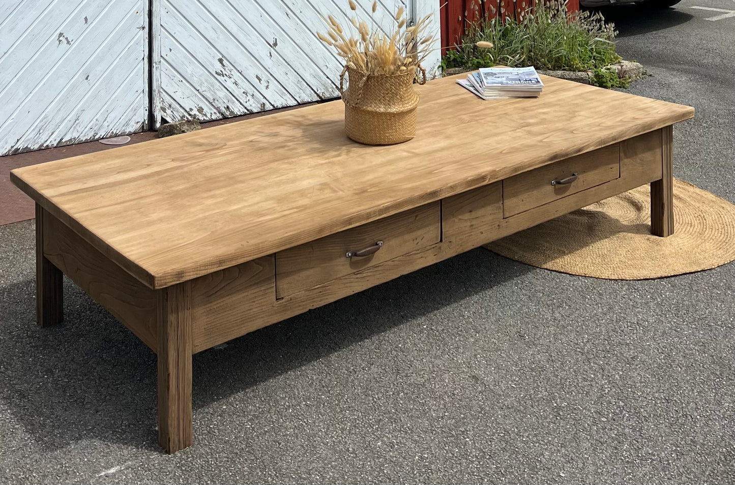 Grande table basse de ferme XXL en chêne massif brut 2 tiroirs