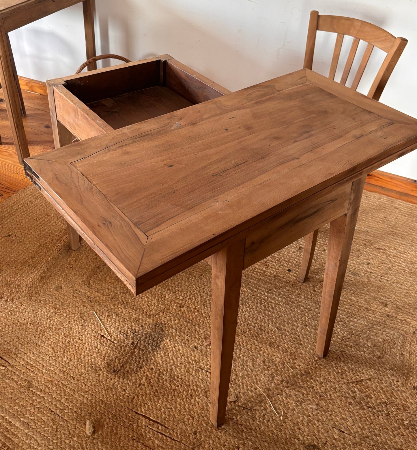 Table portefeuille ancienne en bois massif brut - extensible