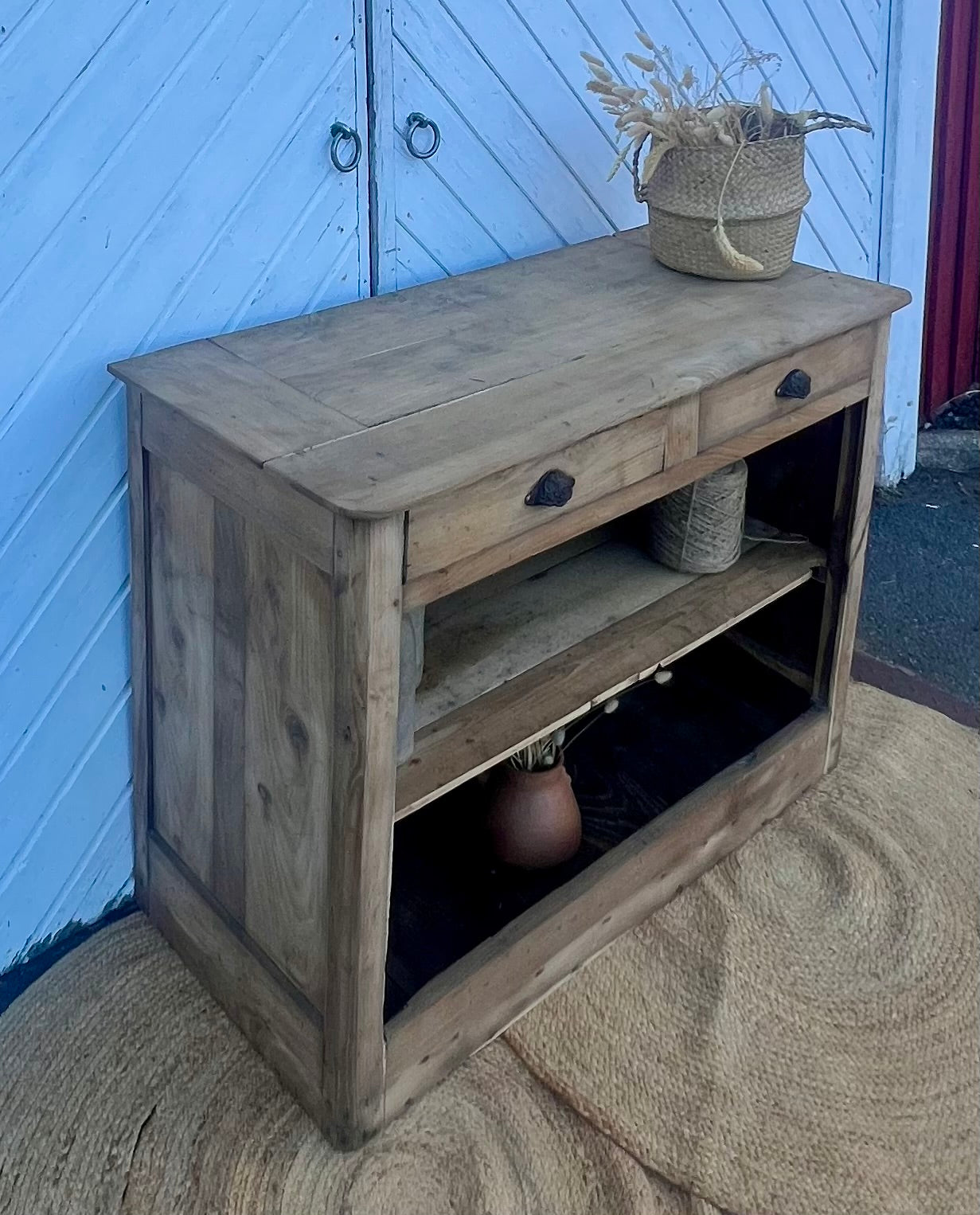 Buffet ancien / meuble vasque / vaisselier en chêne massif brut 2 tiroirs esprit campagne chic
