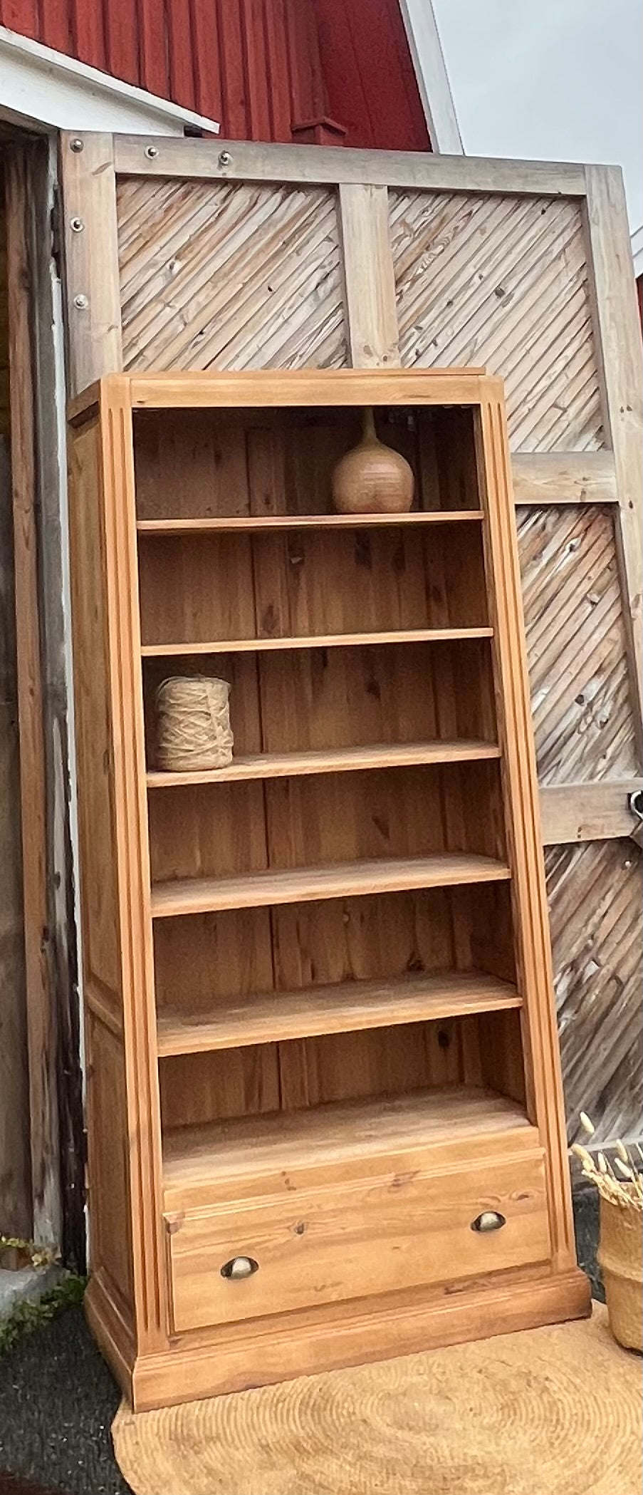 Bibliothèque rénovée en bois massif brut 1 tiroir