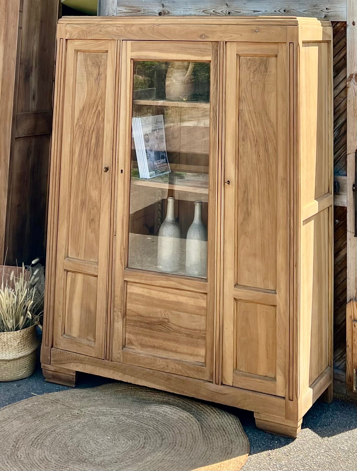 Armoire parisienne ancienne : vaisselier bibliothèque en bois massif brut