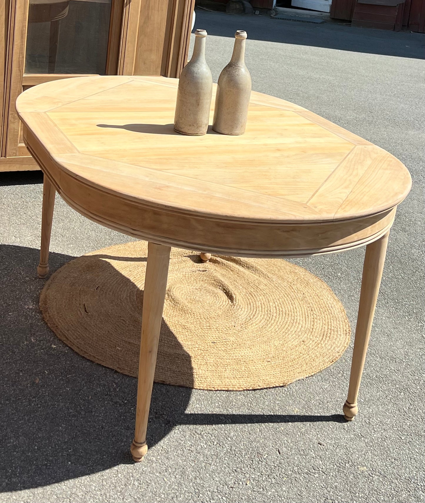 Table ronde + 1 rallonge ancienne en bois massif brut