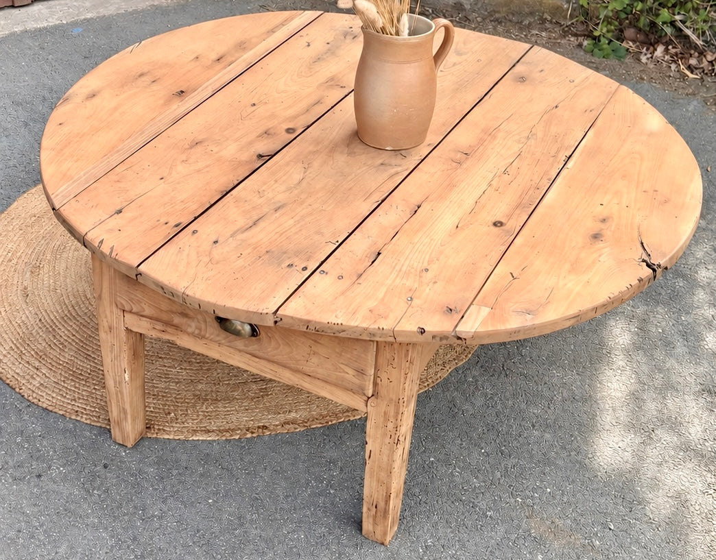 Table basse ronde ancienne 1 tiroir en bois massif brut