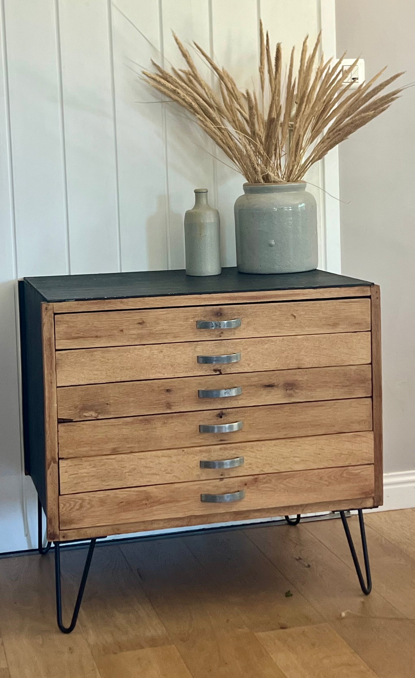 Meuble de métiers ancien / commode en chêne massif brut et noir mat - 6 tiroirs
