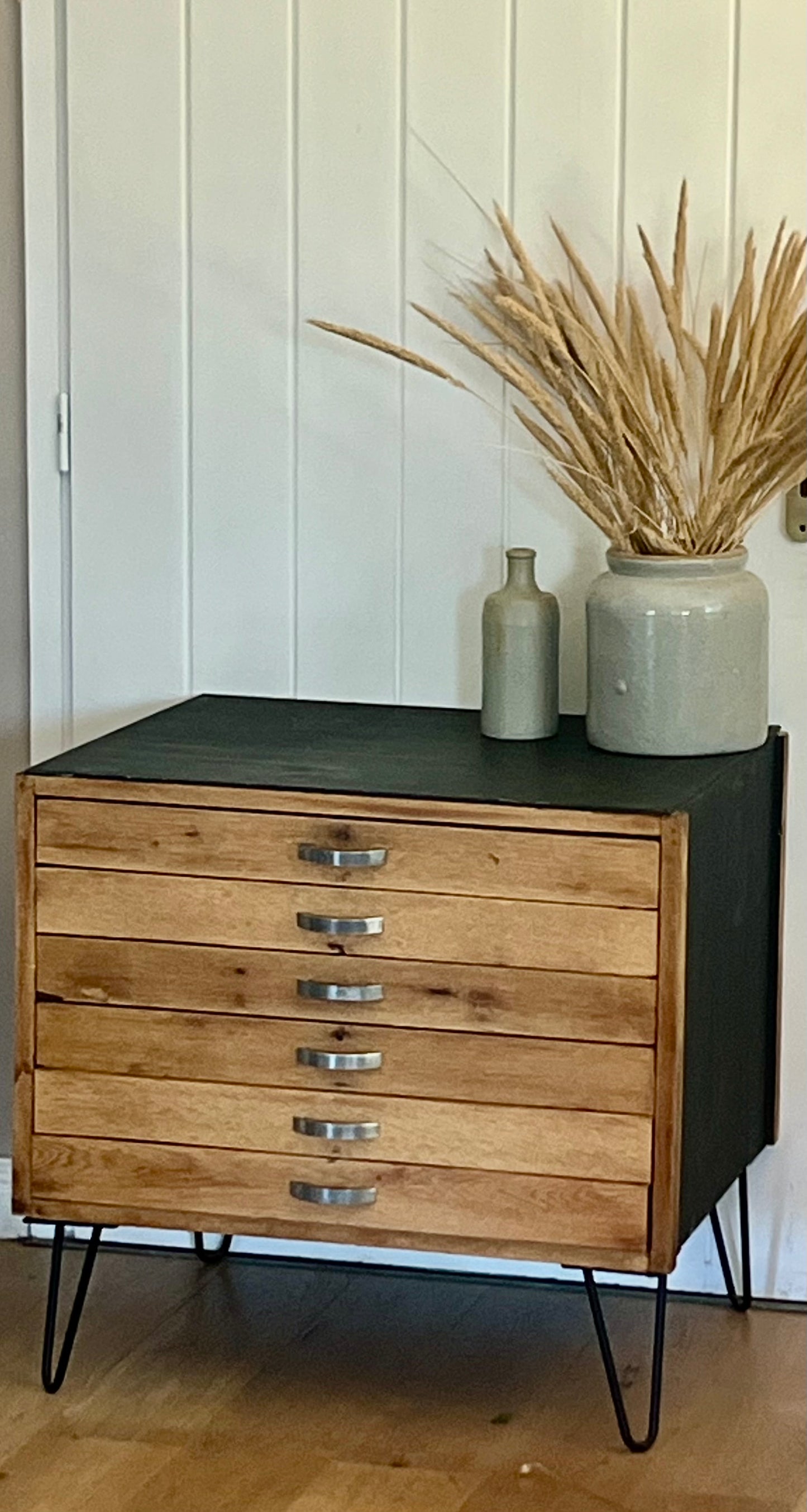 Meuble de métiers ancien / commode en chêne massif brut et noir mat - 6 tiroirs