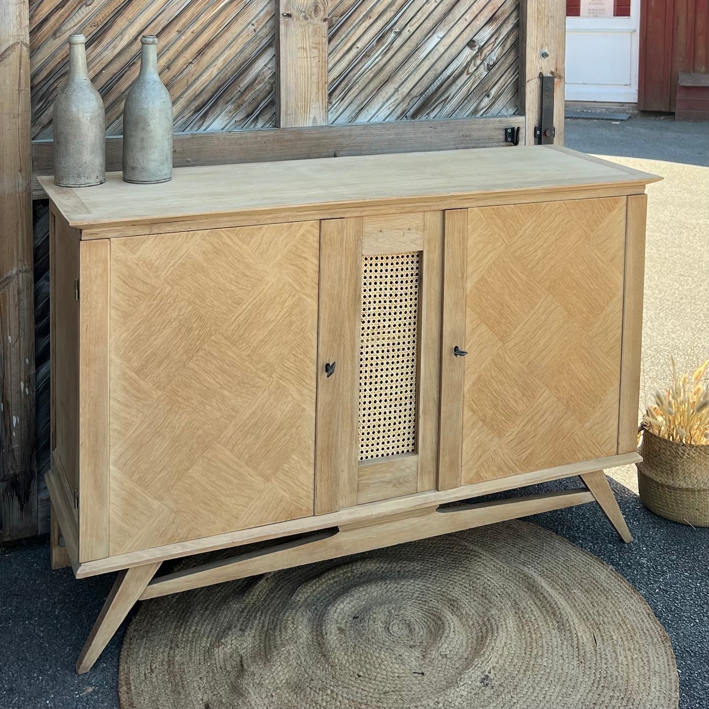Buffet vintage années 60 / enfilade en chêne brut ancienne