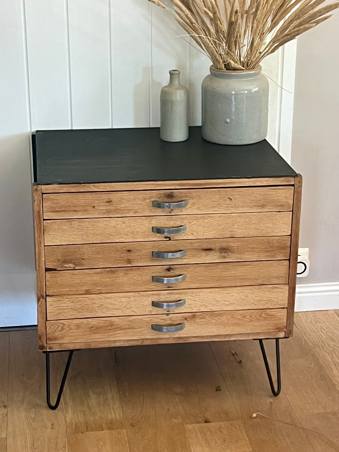 Meuble de métiers ancien / commode en chêne massif brut et noir mat - 6 tiroirs