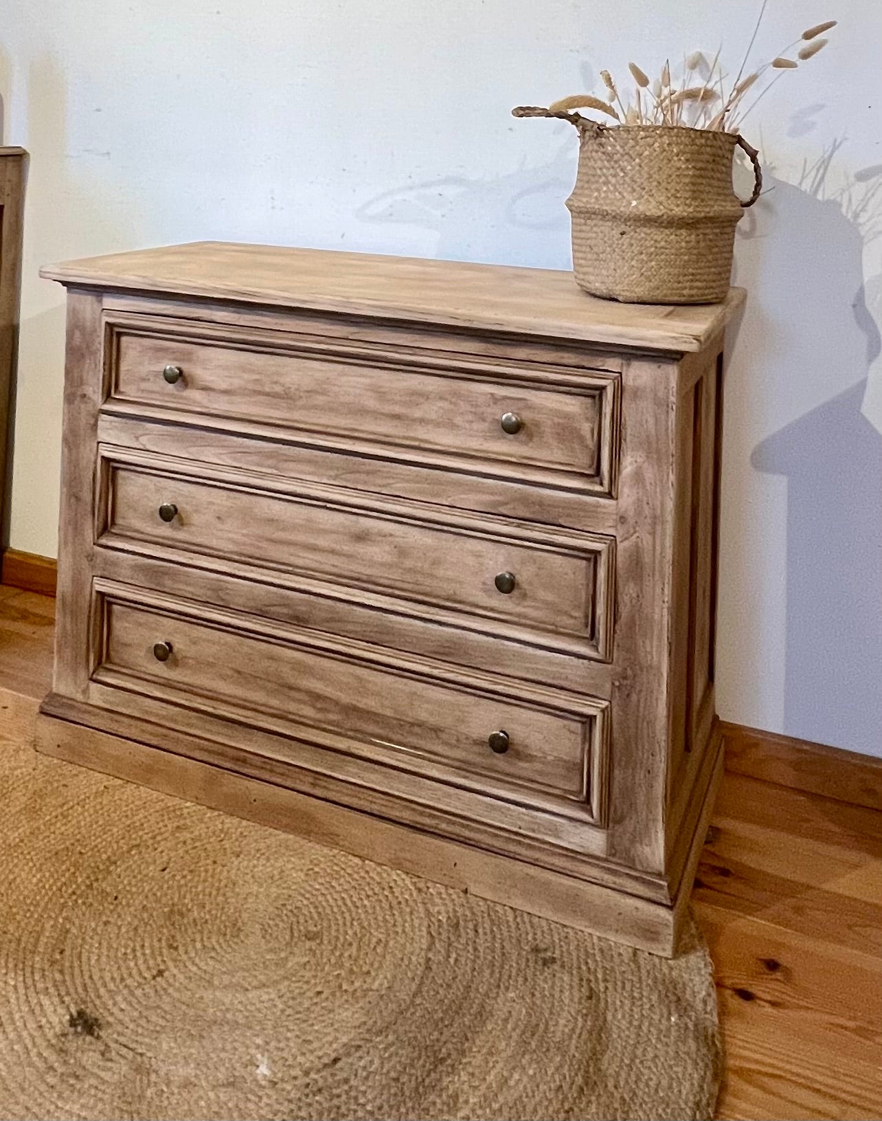 Commode ancienne en chêne massif brut 3 tiroirs