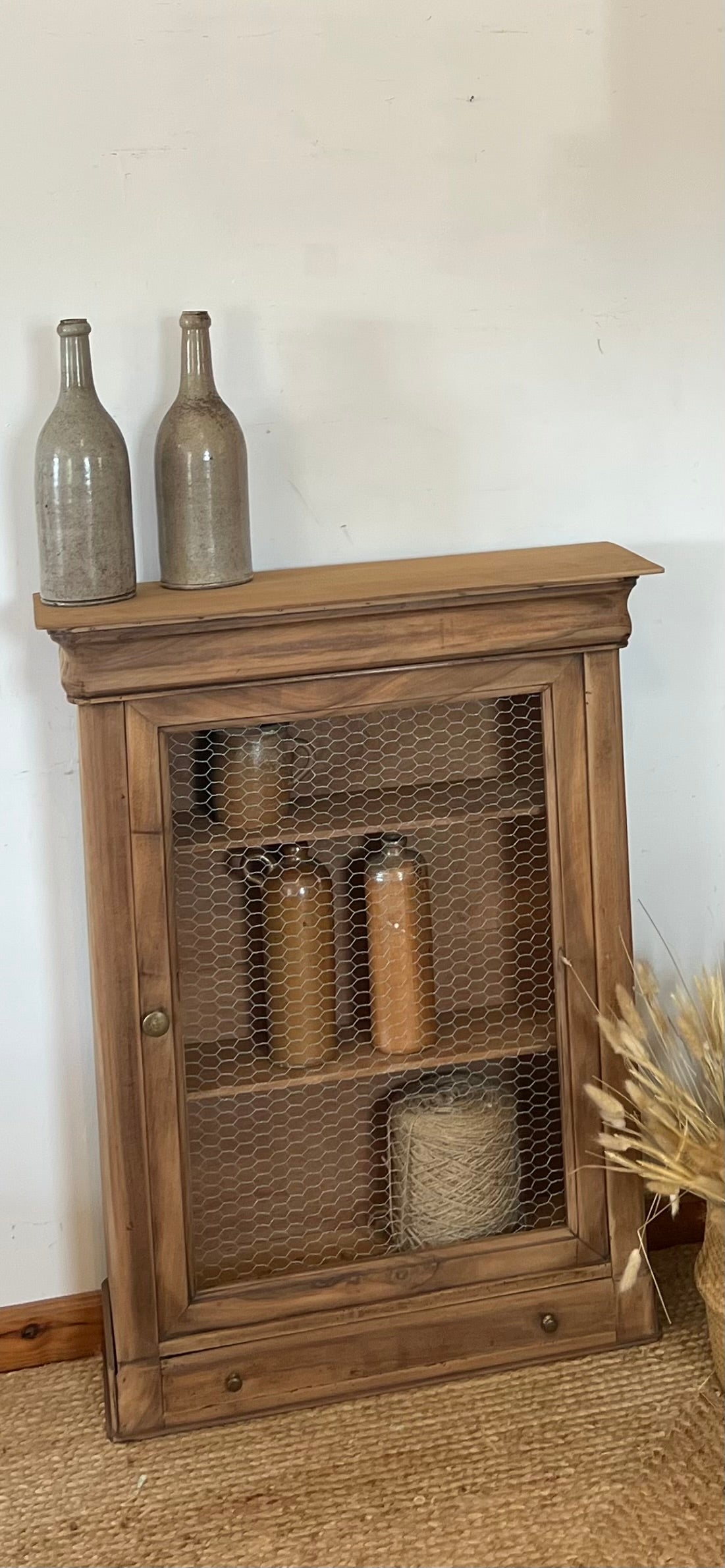 Meuble d’entrée ancien - Bibus - vitrine - console en bois brut