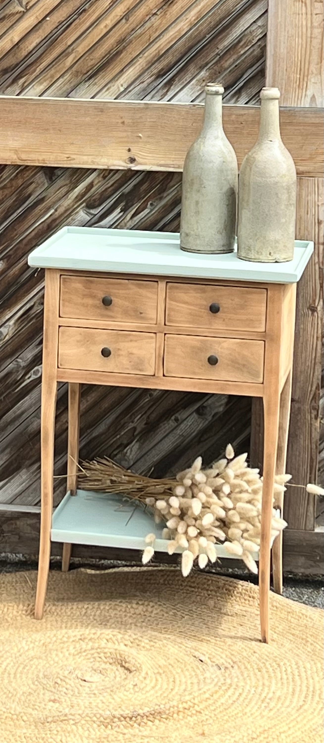 Console ancienne rénovée en bois brut et vert d’eau 4 tiroirs
