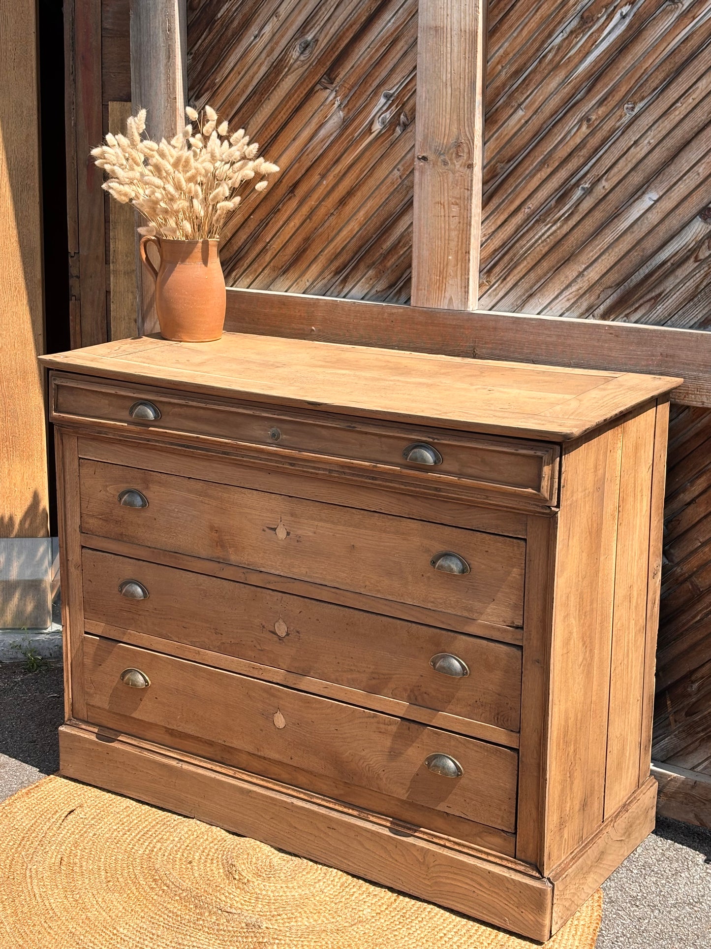 Commode ancienne en chêne massif brut 4 tiroirs