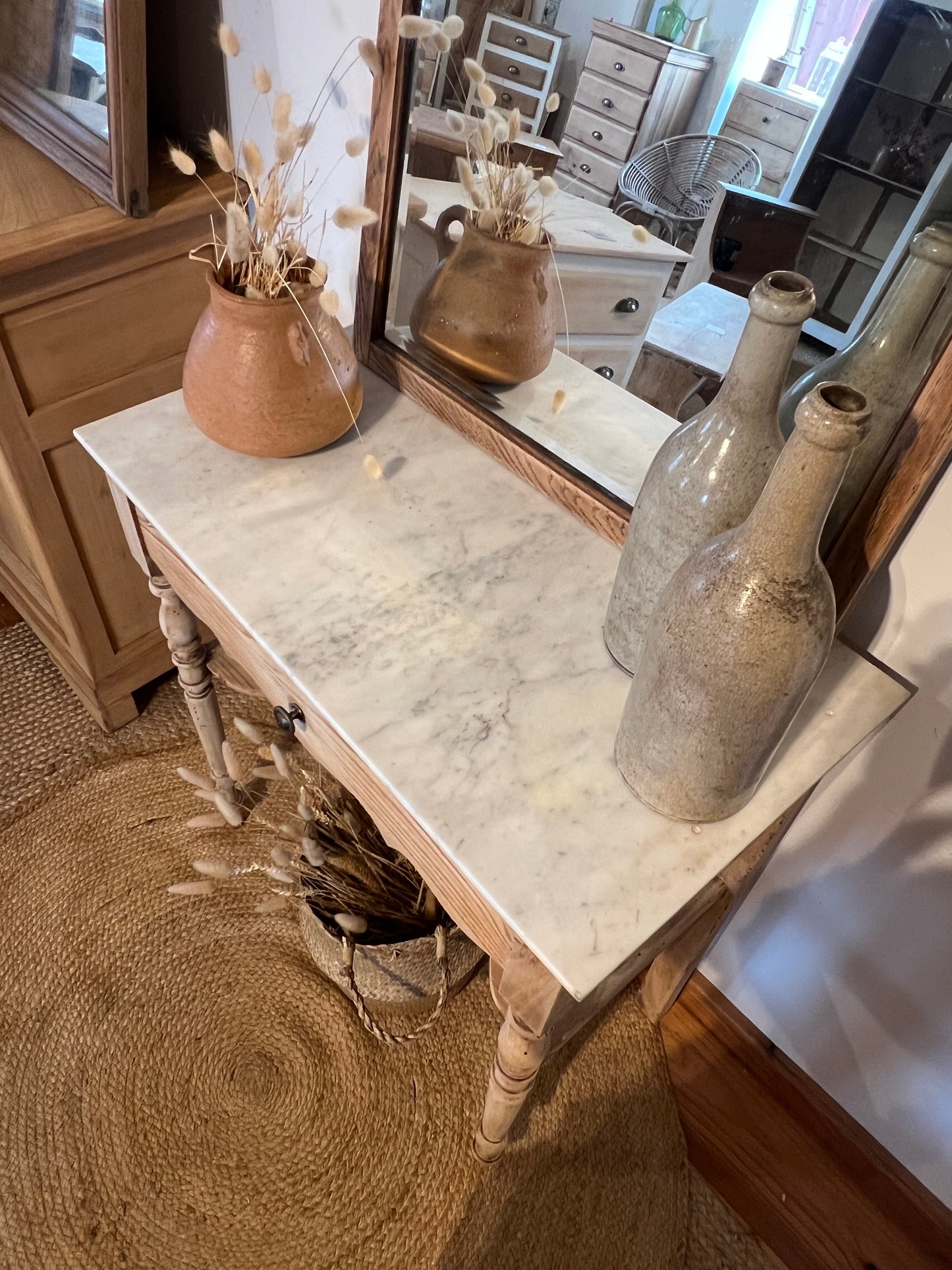 Coiffeuse ancienne en bois massif brut et plateau en marbre - 1 tiroir