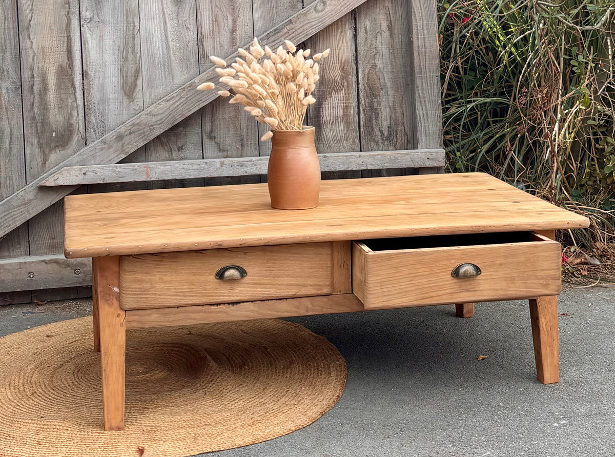 Table basse de ferme ancienne en bois massif brut 2 tiroirs