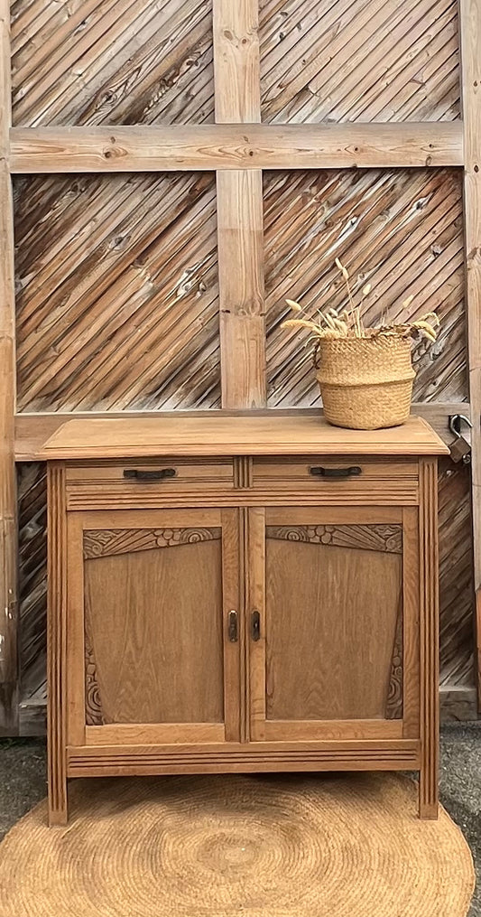 Buffet parisien ancien en chêne massif brut