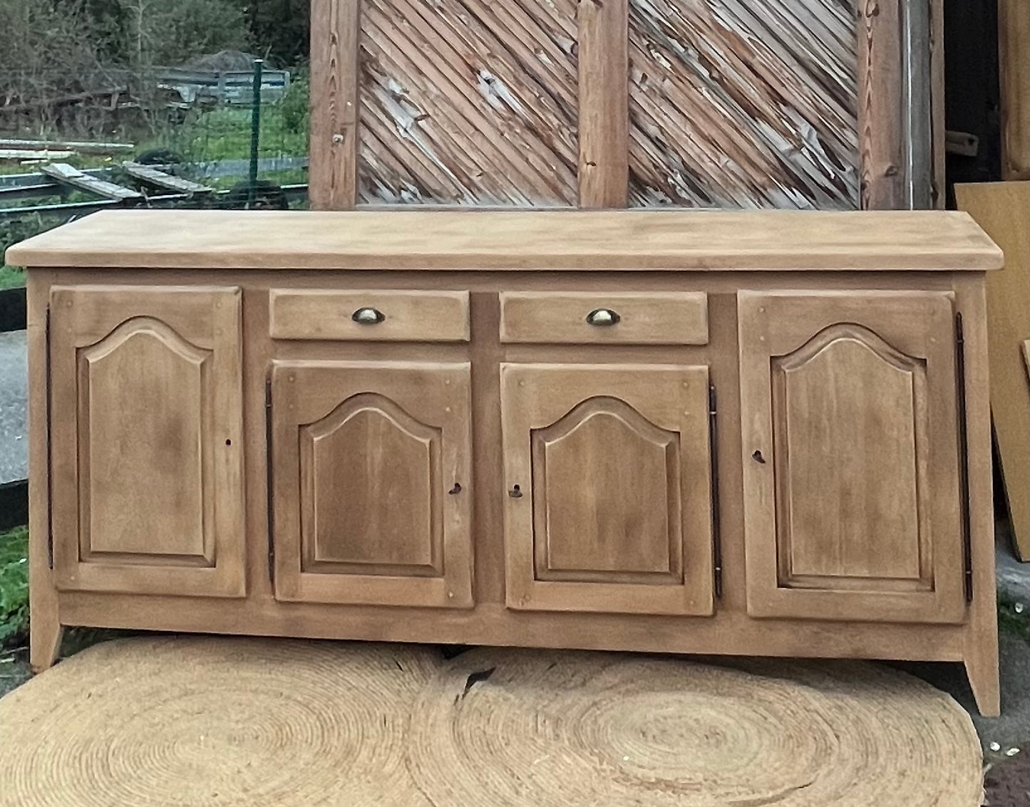 Buffet ancien enfilade en chêne brut 4 portes 2 tiroirs - années 50