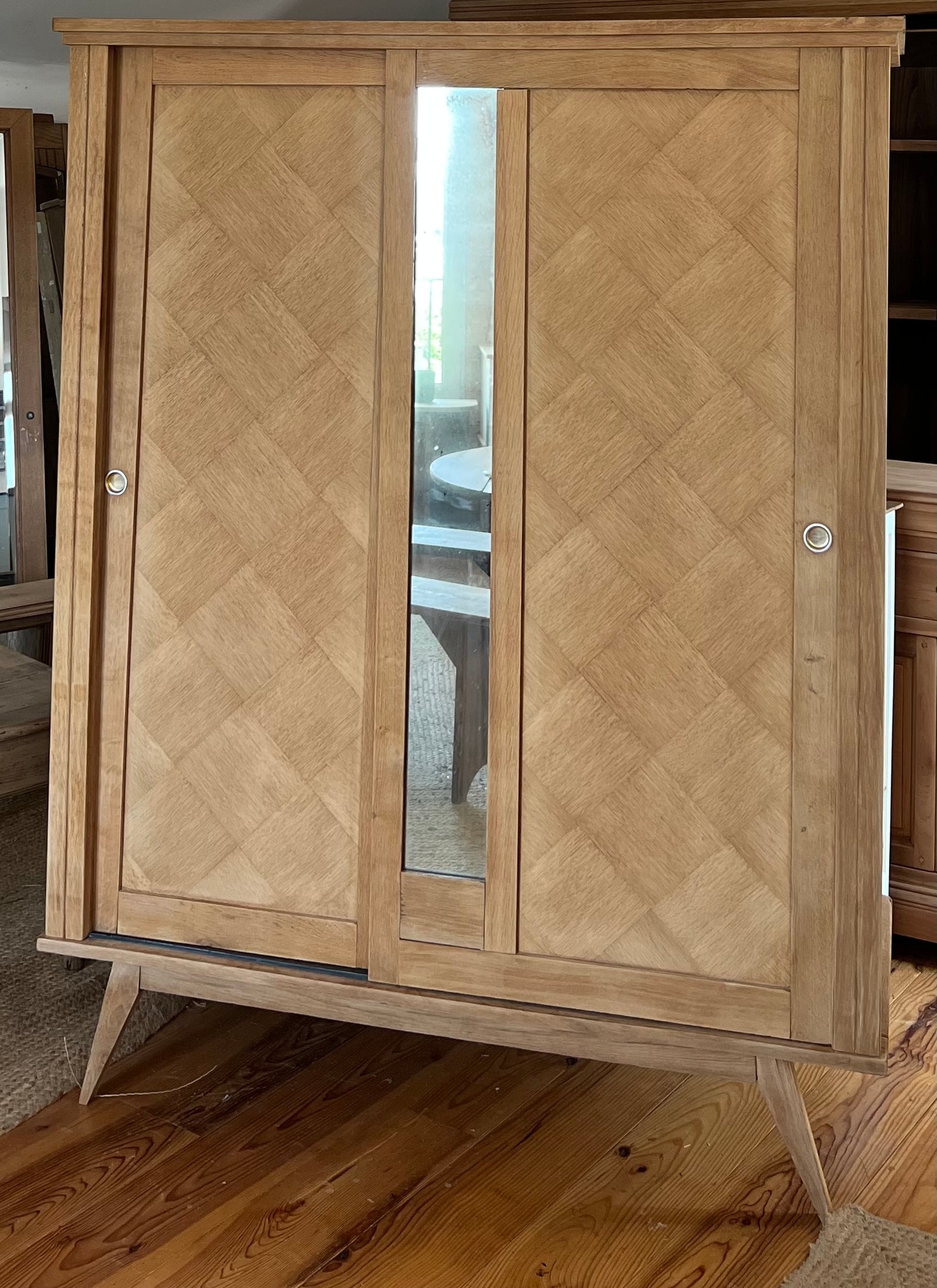 Armoire penderie vintage des années 60 en chêne brut