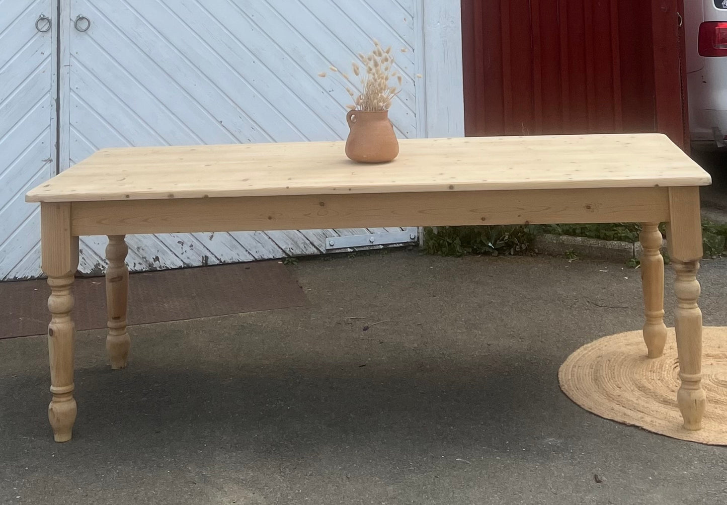 Grande table rénovée en bois massif brut 1 tiroir - 10 personnes