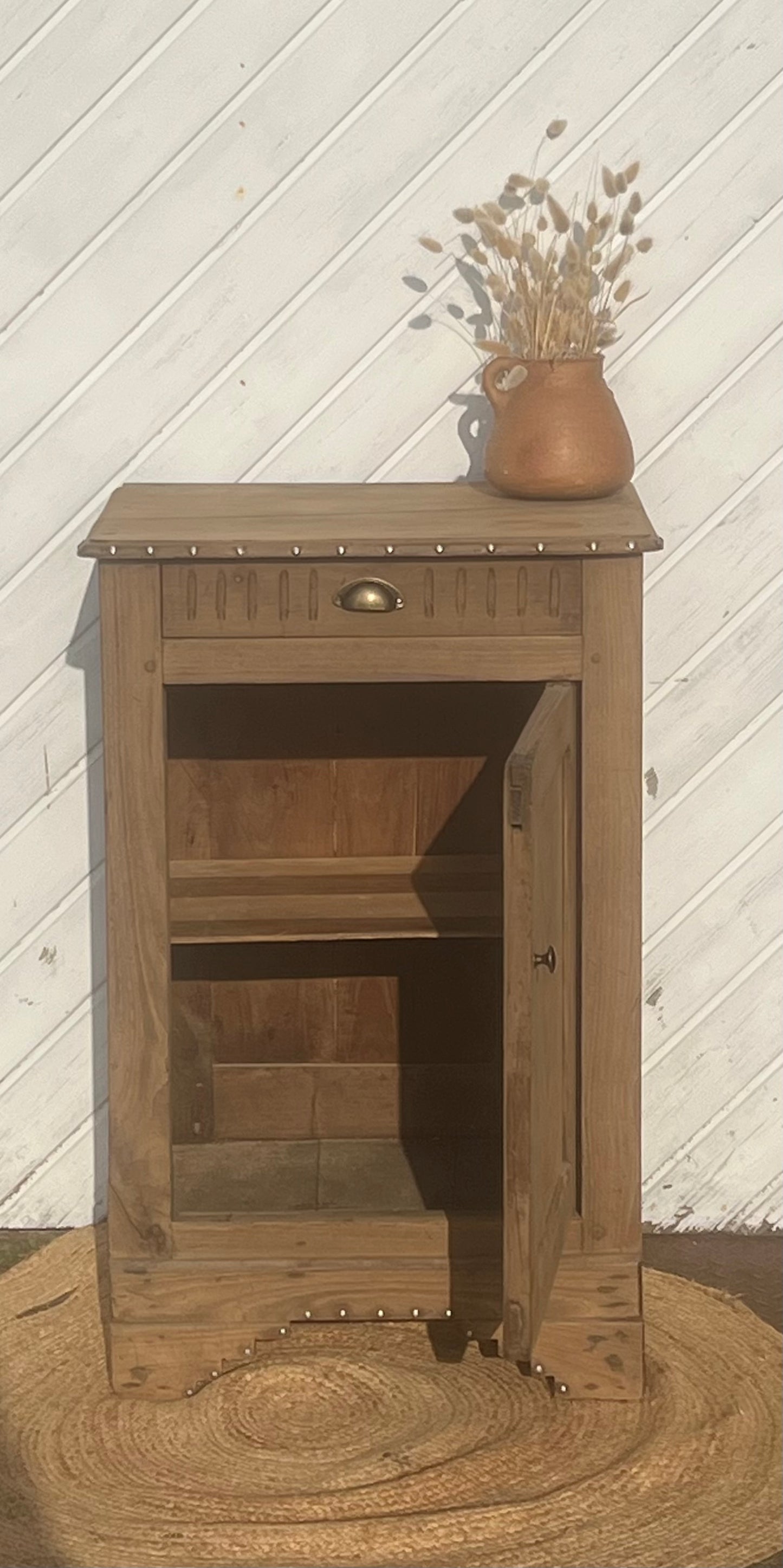 Confiturier ancien en chêne massif brut