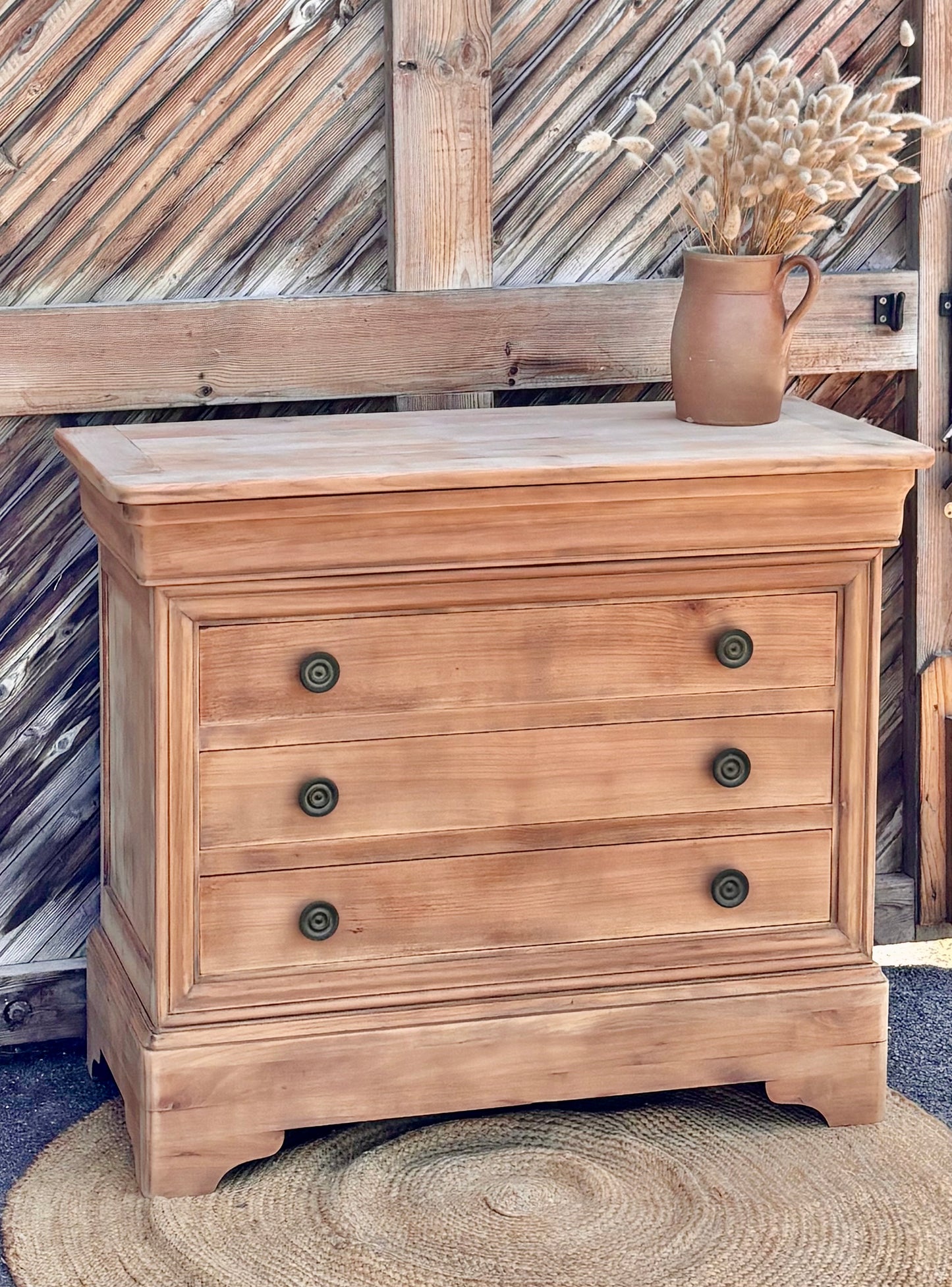 Commode ancienne en bois massif brut 4 tiroirs