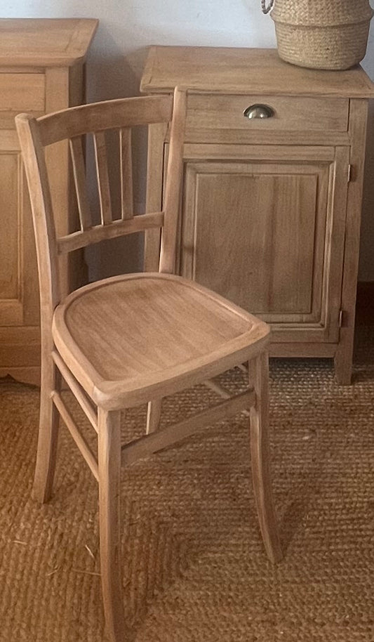 Chaise bistrot vintage en bois brut