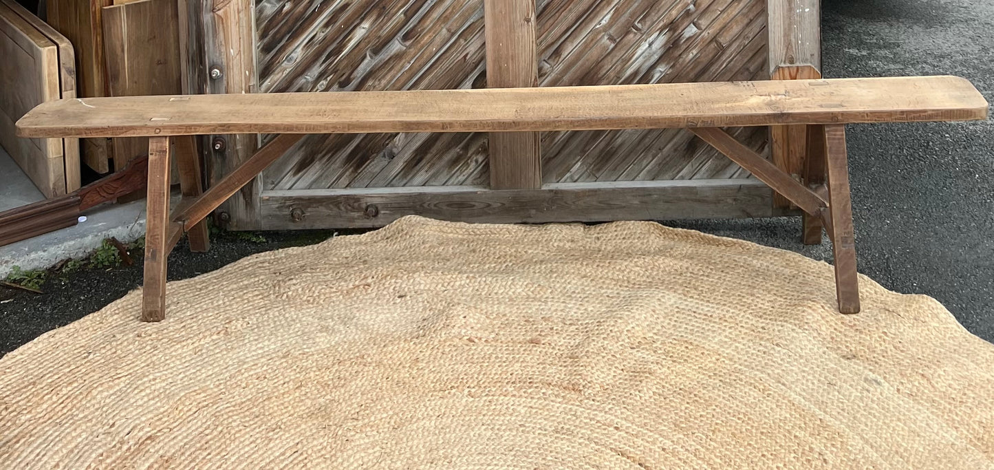 Banc de ferme ancien en chêne massif brut