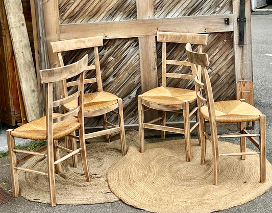 8 chaises anciennes en bois massif brut et assise paillée - vendu par 4 ou 8