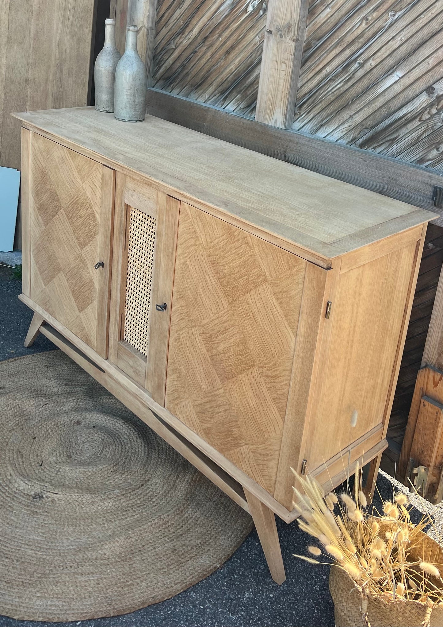 Buffet vintage années 60 / enfilade en chêne brut ancienne