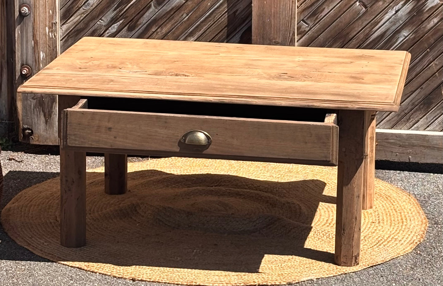 Table basse de ferme ancienne en chêne massif brut 1 tiroir